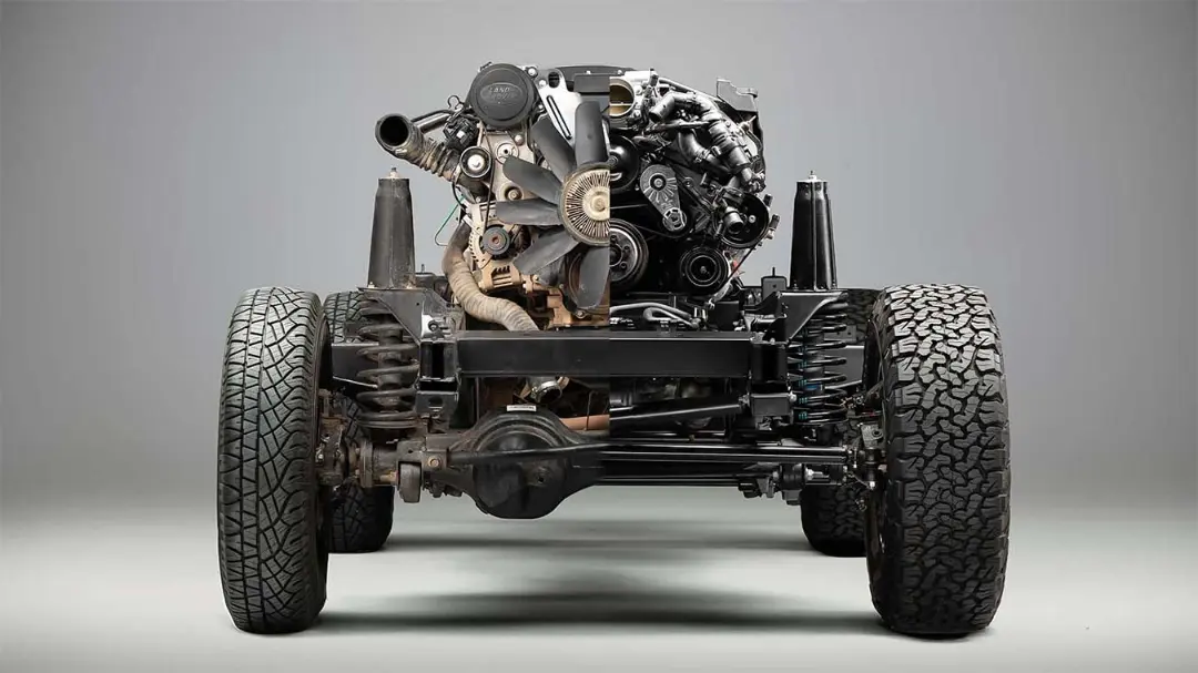 موتور V8 جدید در شاسی لندروور دیفندر (Land Rover Defender) کلاسیک