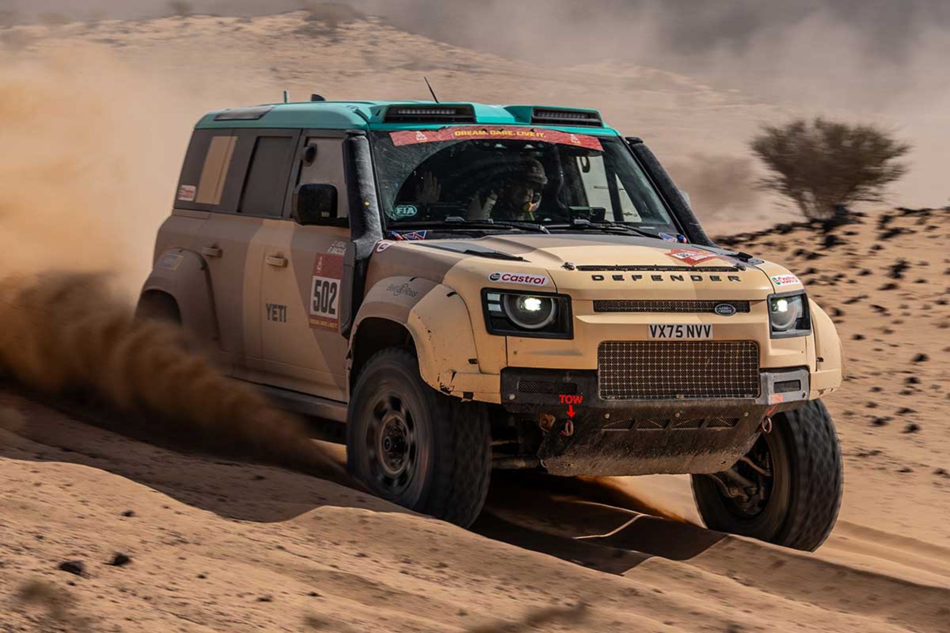 لندروور دیفندر در رالی داکار