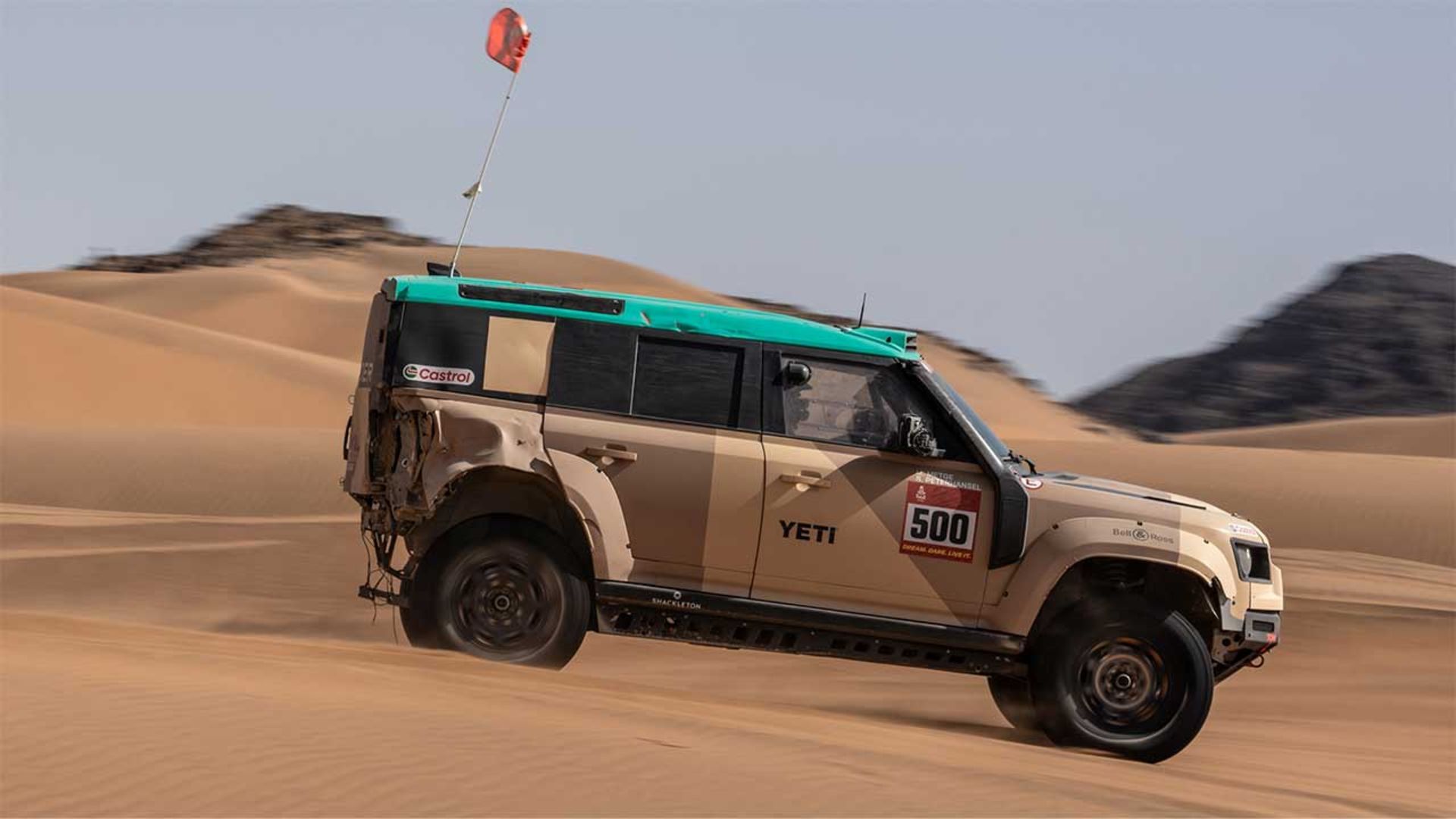 لندروور دیفندر در رالی داکار