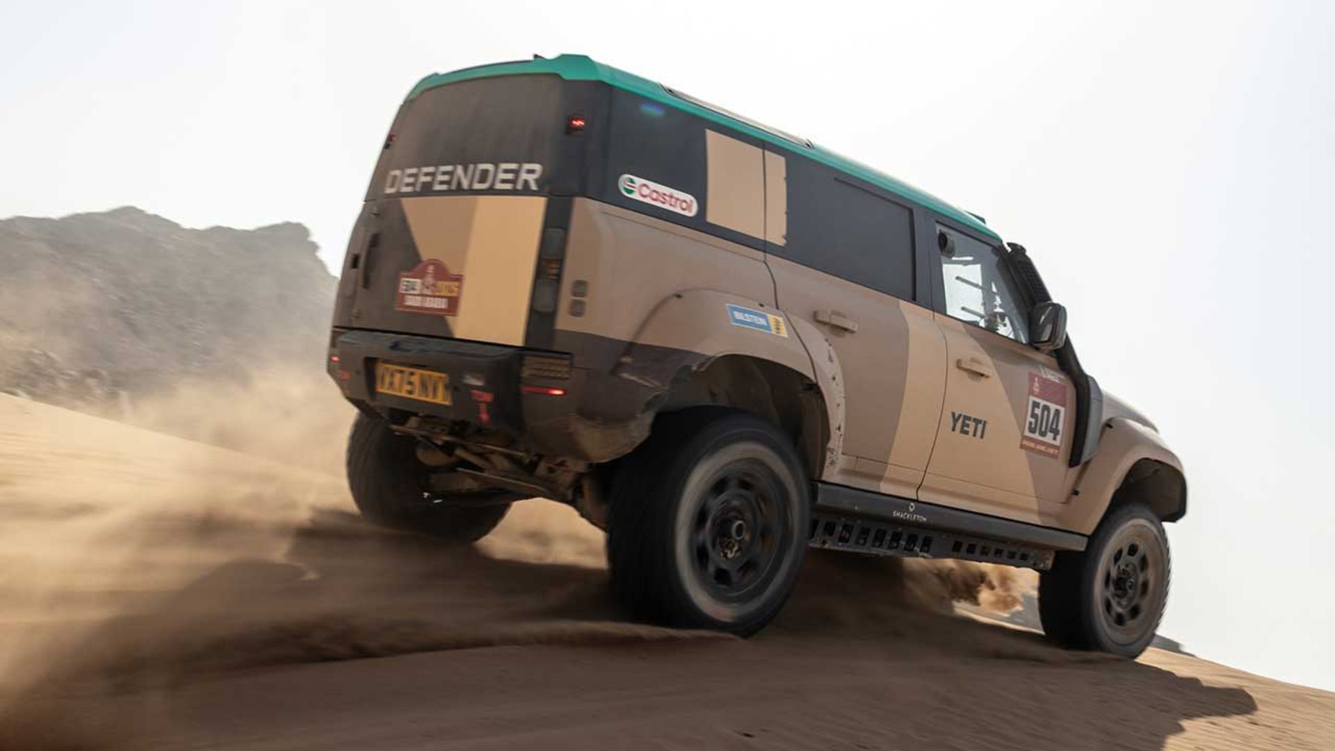 لندروور دیفندر در رالی داکار