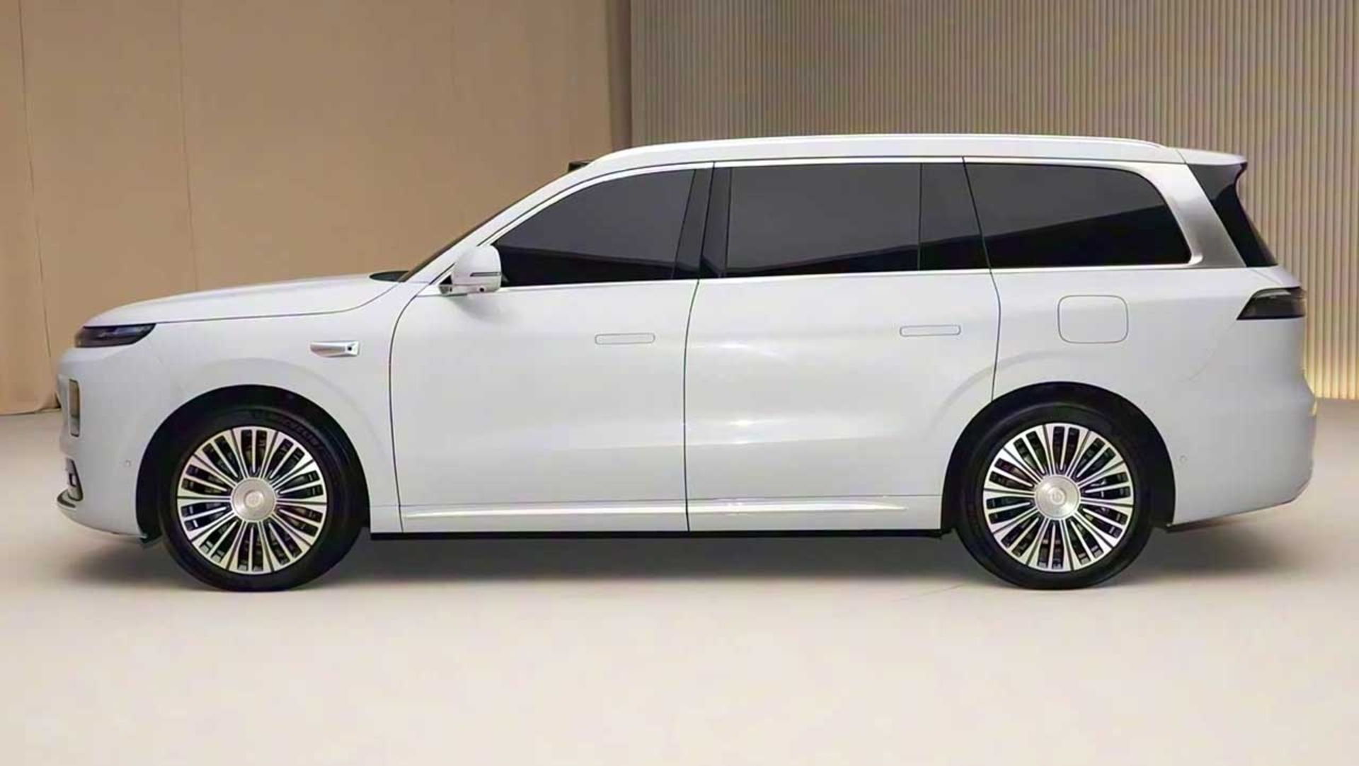 معرفی لیپ موتور D19