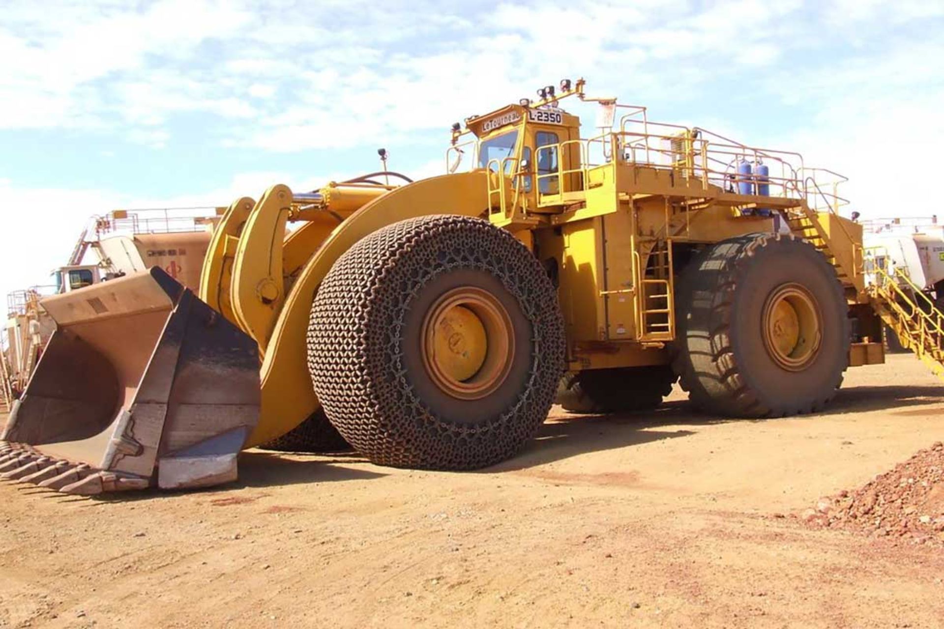 بزرگ‌ترین لودر جهان