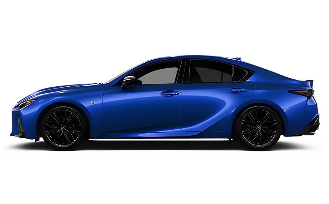 خودرو آبی رنگ لکسوس IS 500 (Lexus IS 500) در نمای جانبی