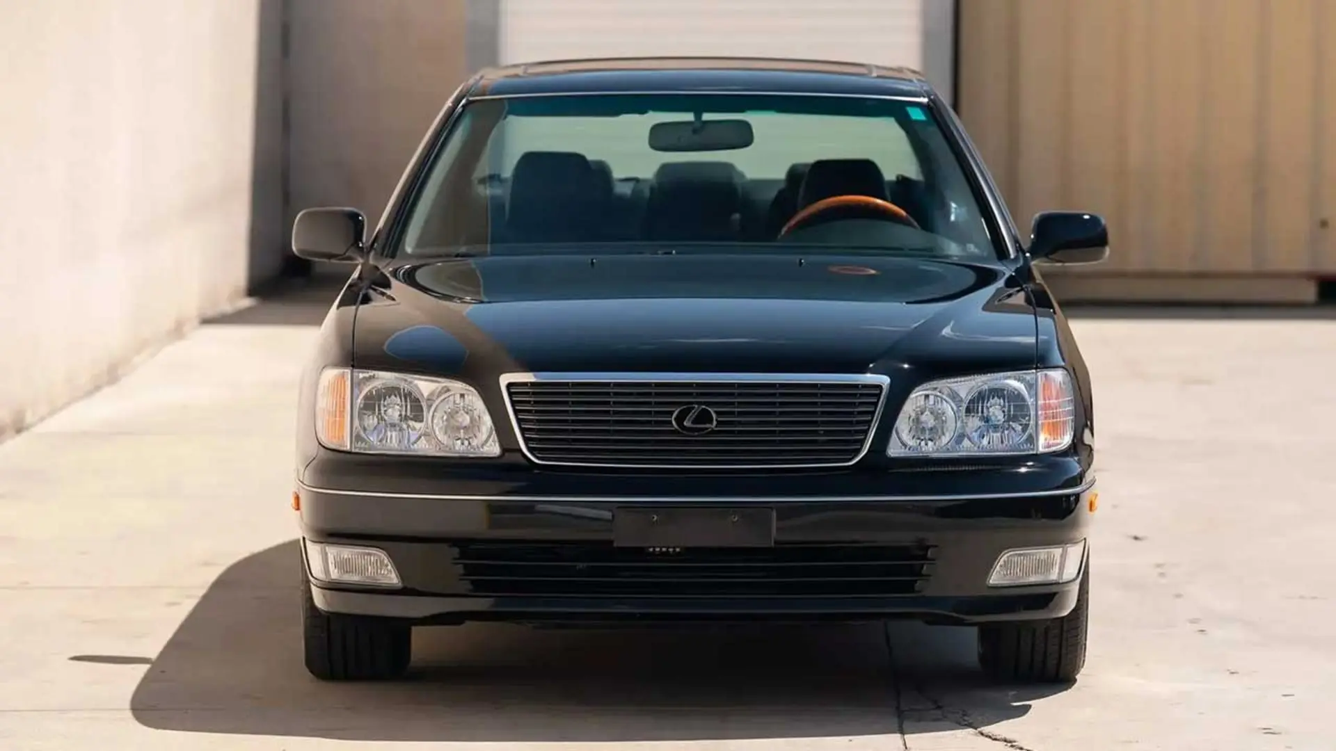 لکسوس LS400 مدل ۲۰۰۰