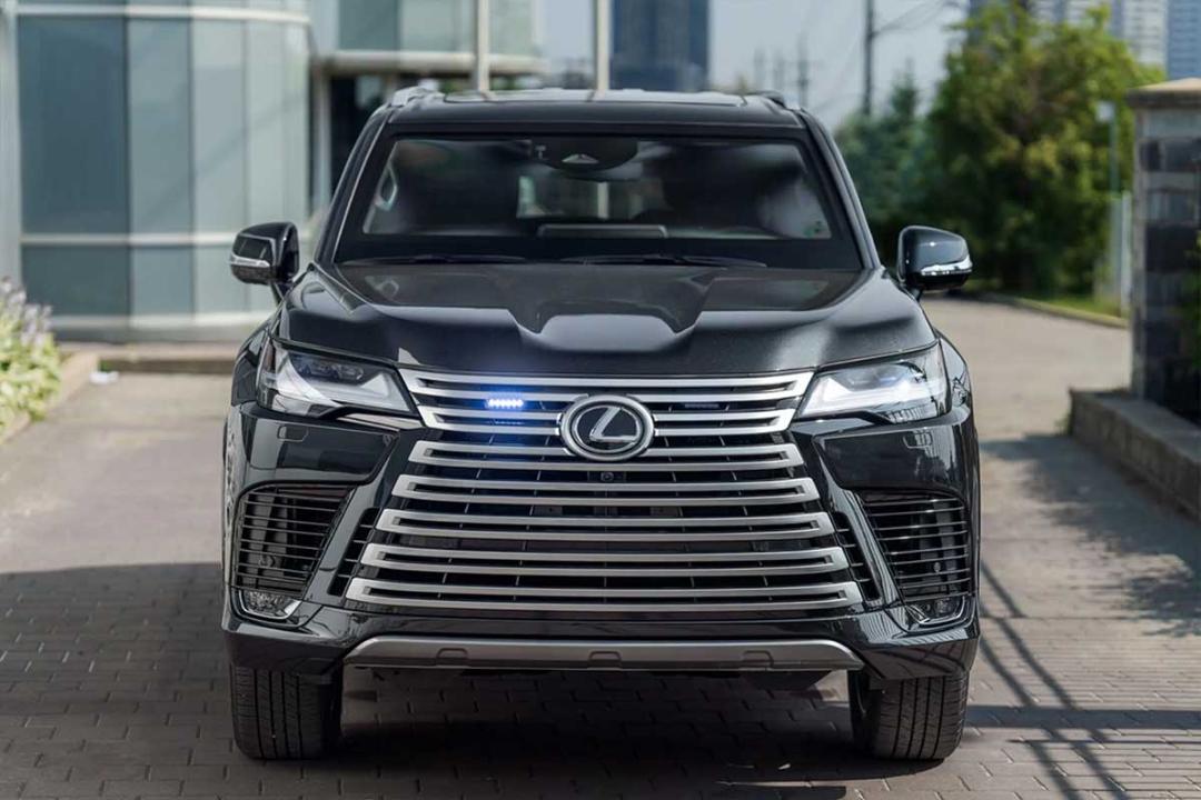 لکسوس LX700 ضدگلوله 