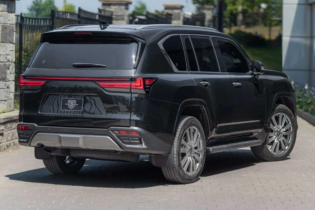 لکسوس LX700 ضدگلوله 