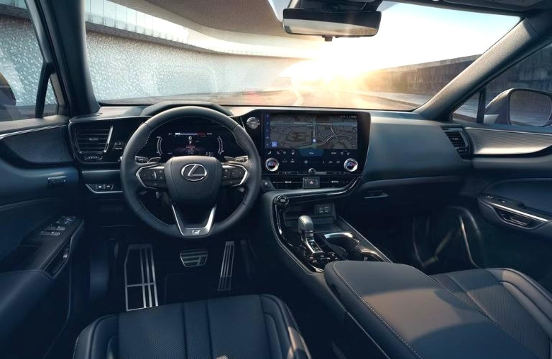 lexus NX 350  