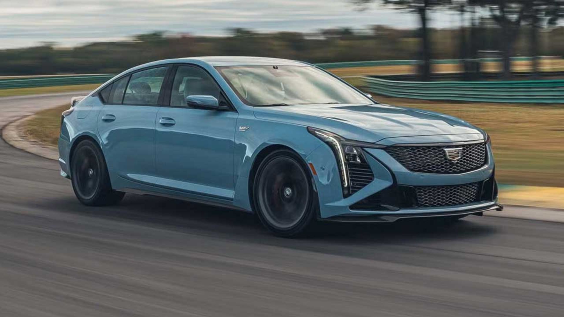 کادیلاک CT5-V بلک‌وینگ