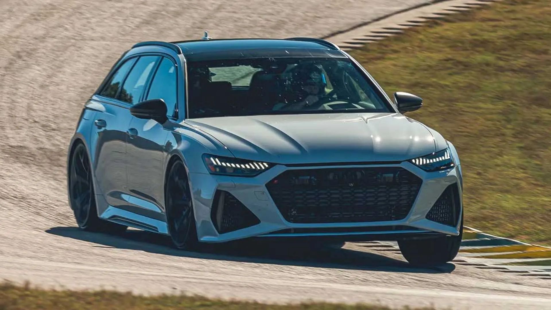 آئودی RS6 پرفورمنس