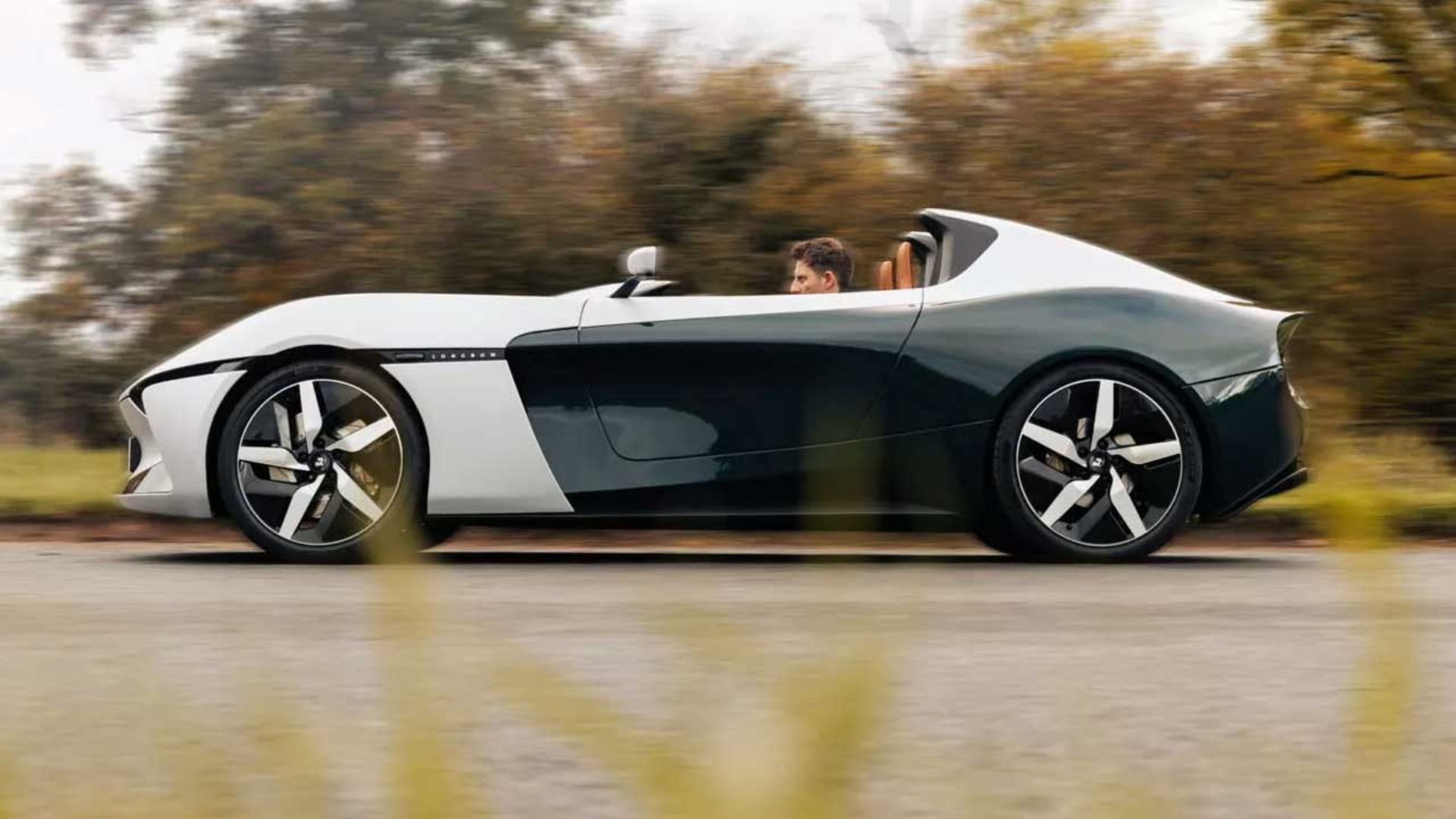 لانگ‌بو اسپیدستر برقی