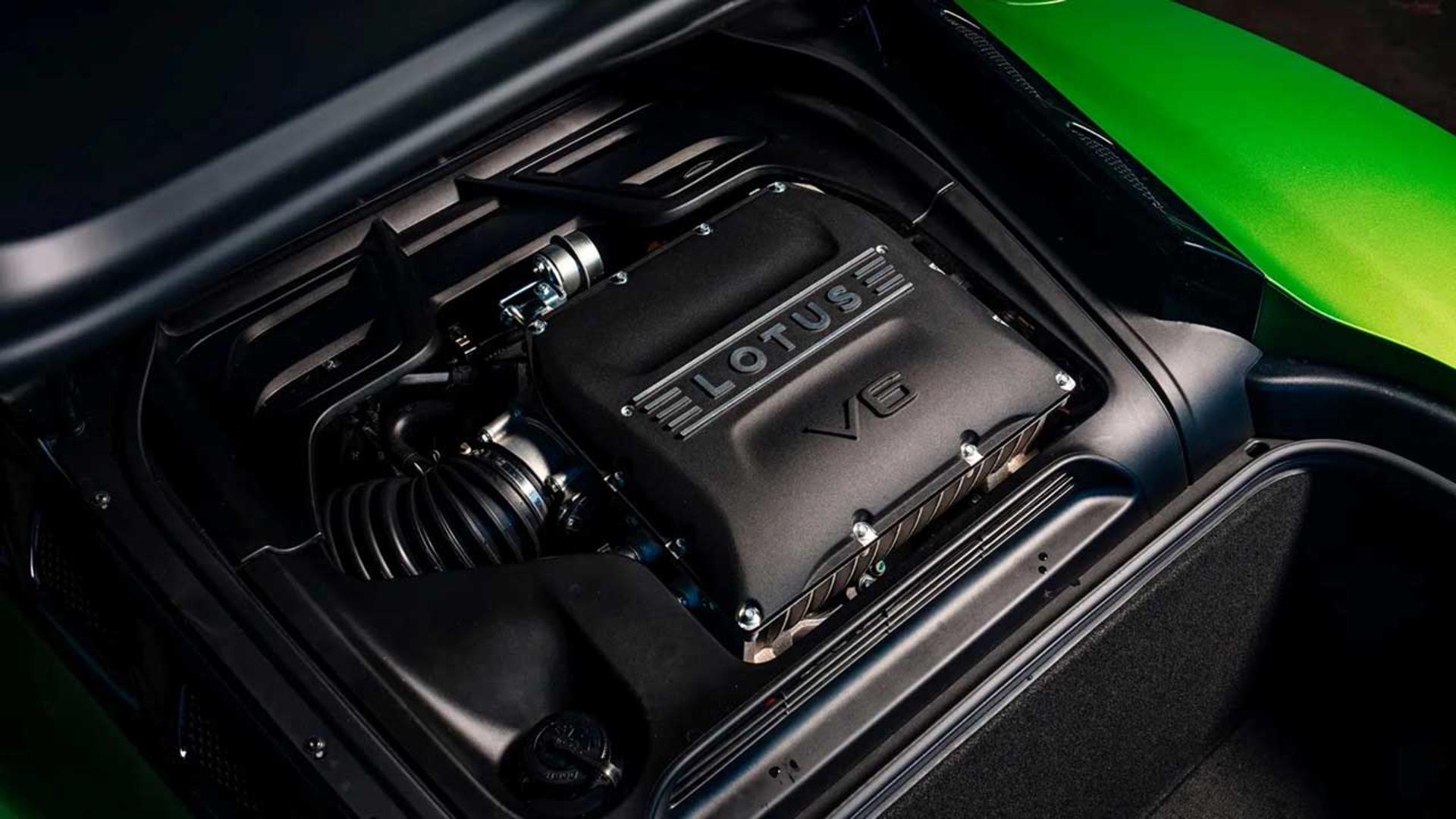 لوتوس امیرا در برابر نوبل M500