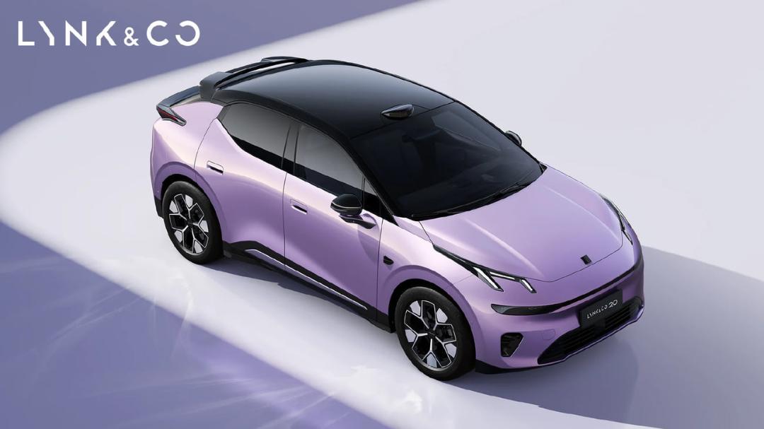 خودروی برقی مدل لینک اند کو (Lynk & Co) به رنگ بنفش