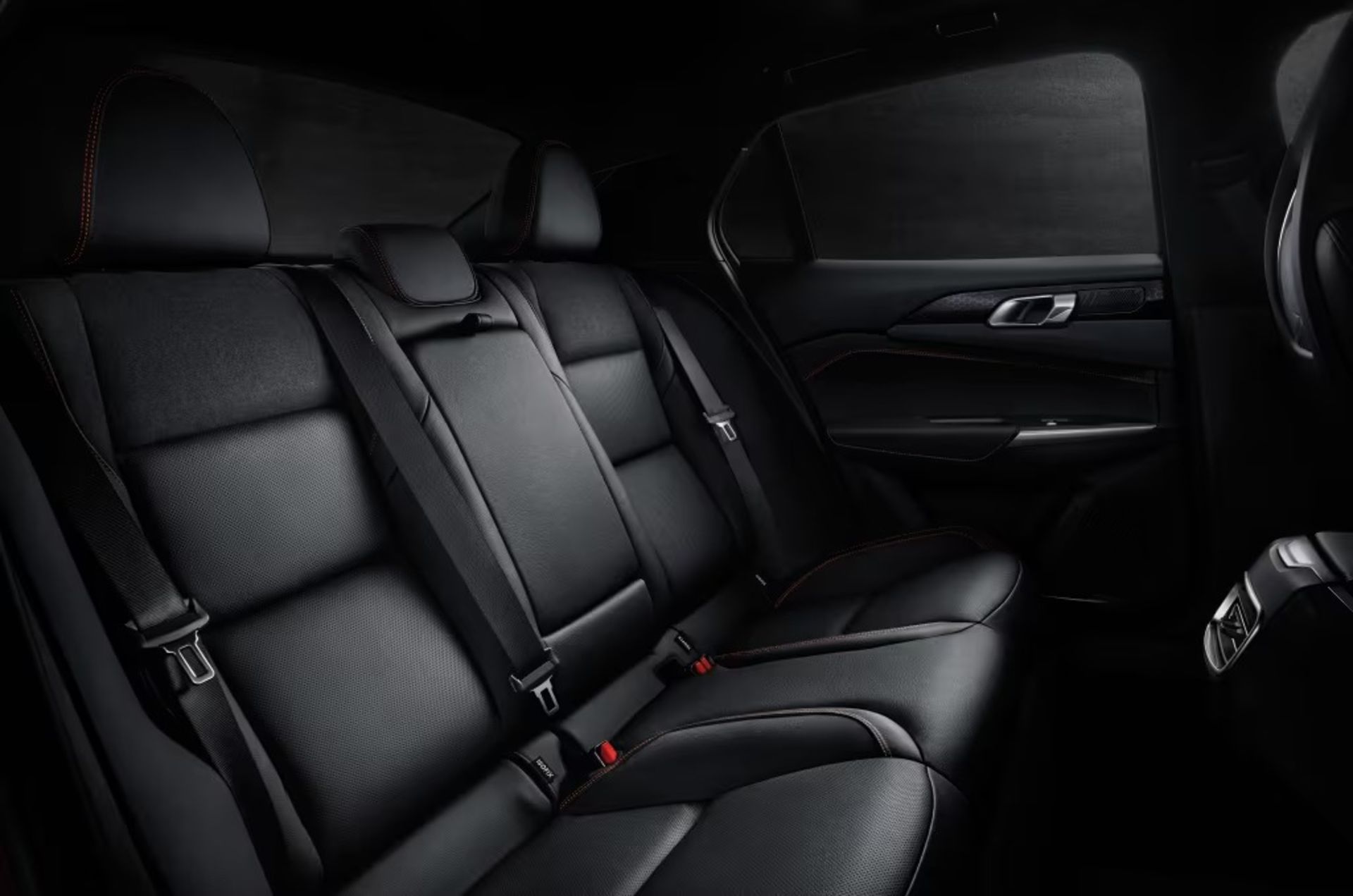 lynk & co 03    lynkco03