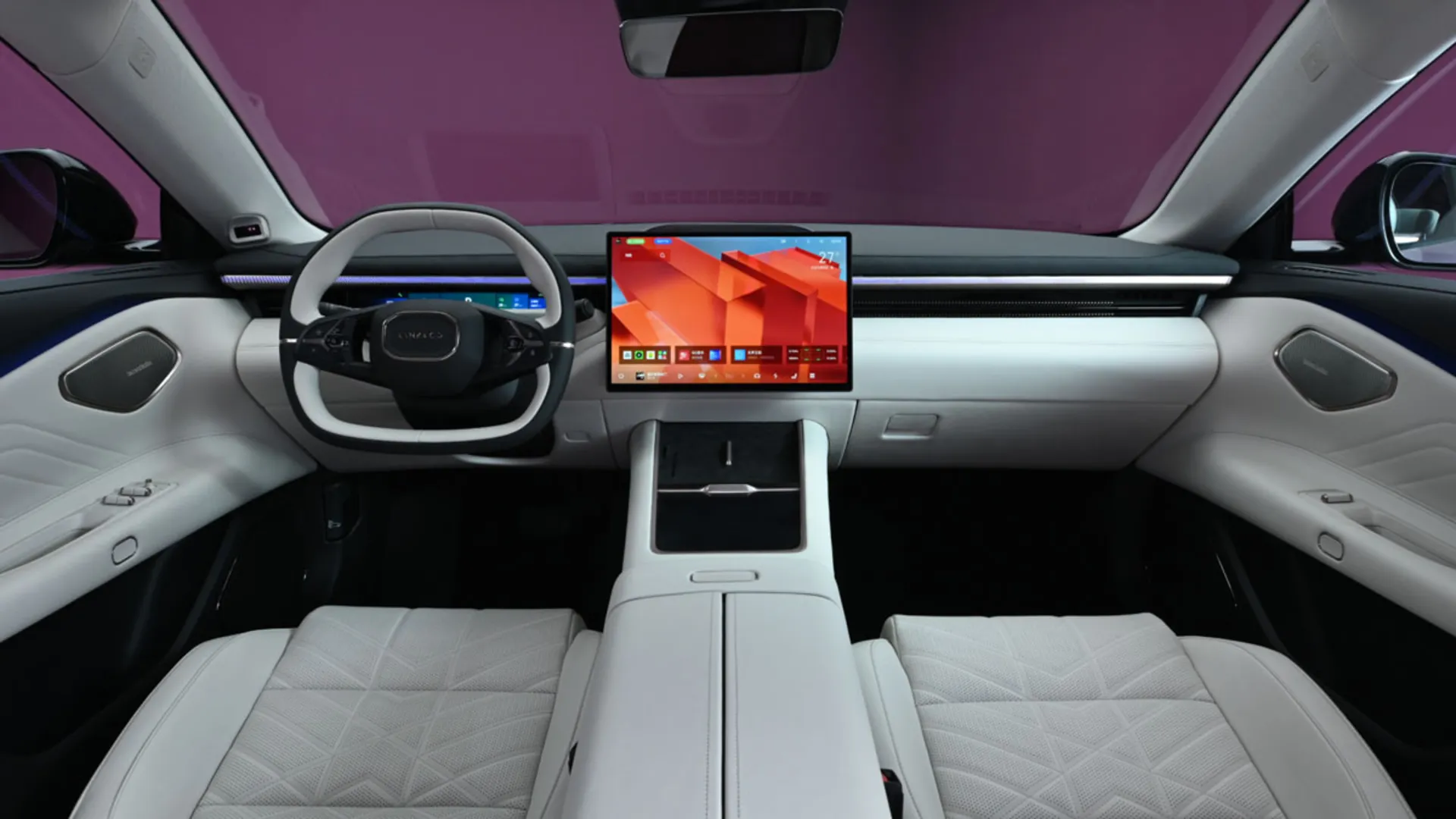 داخل کابین لینک اند کو 10 EM-P