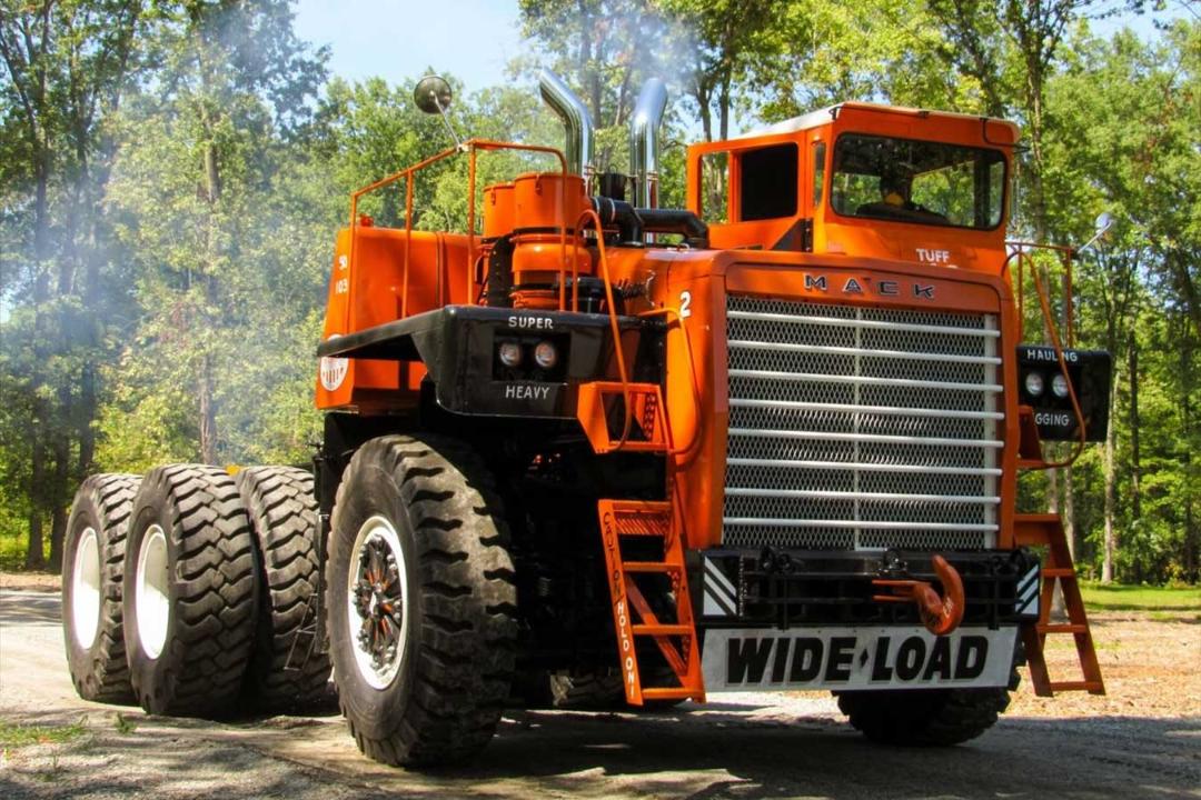 کامیون غولپیکر ماک M100SX 