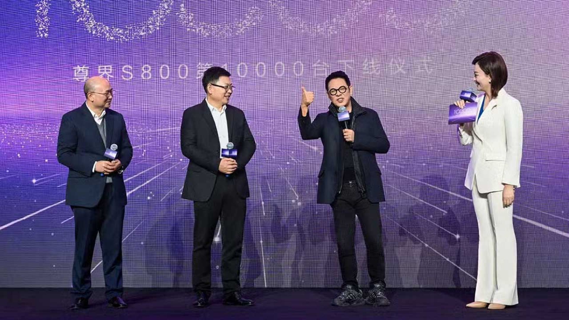 تحویل مایسترو S800 به جت لی