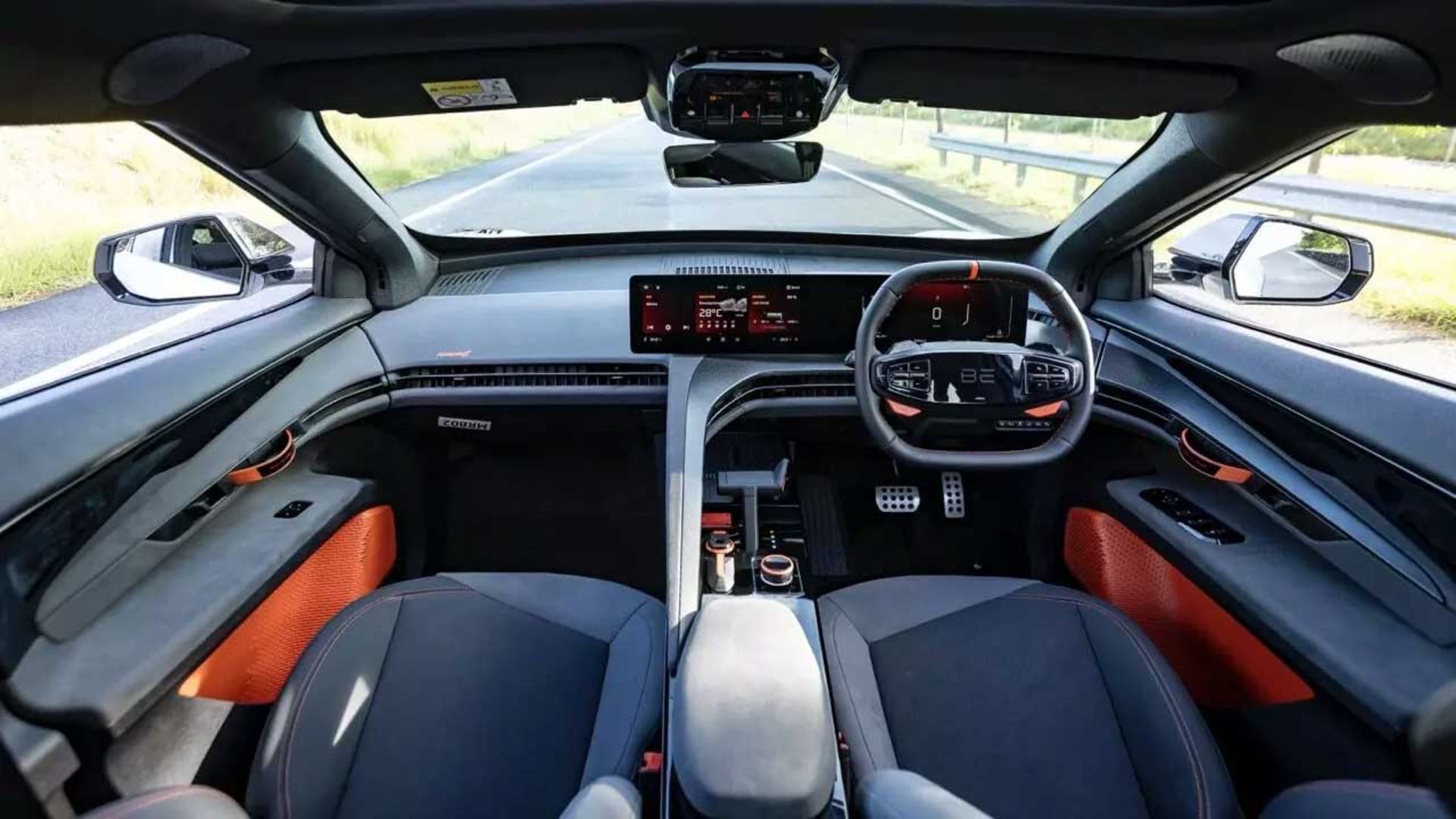 ماهیندرا BE6 فرمولا E