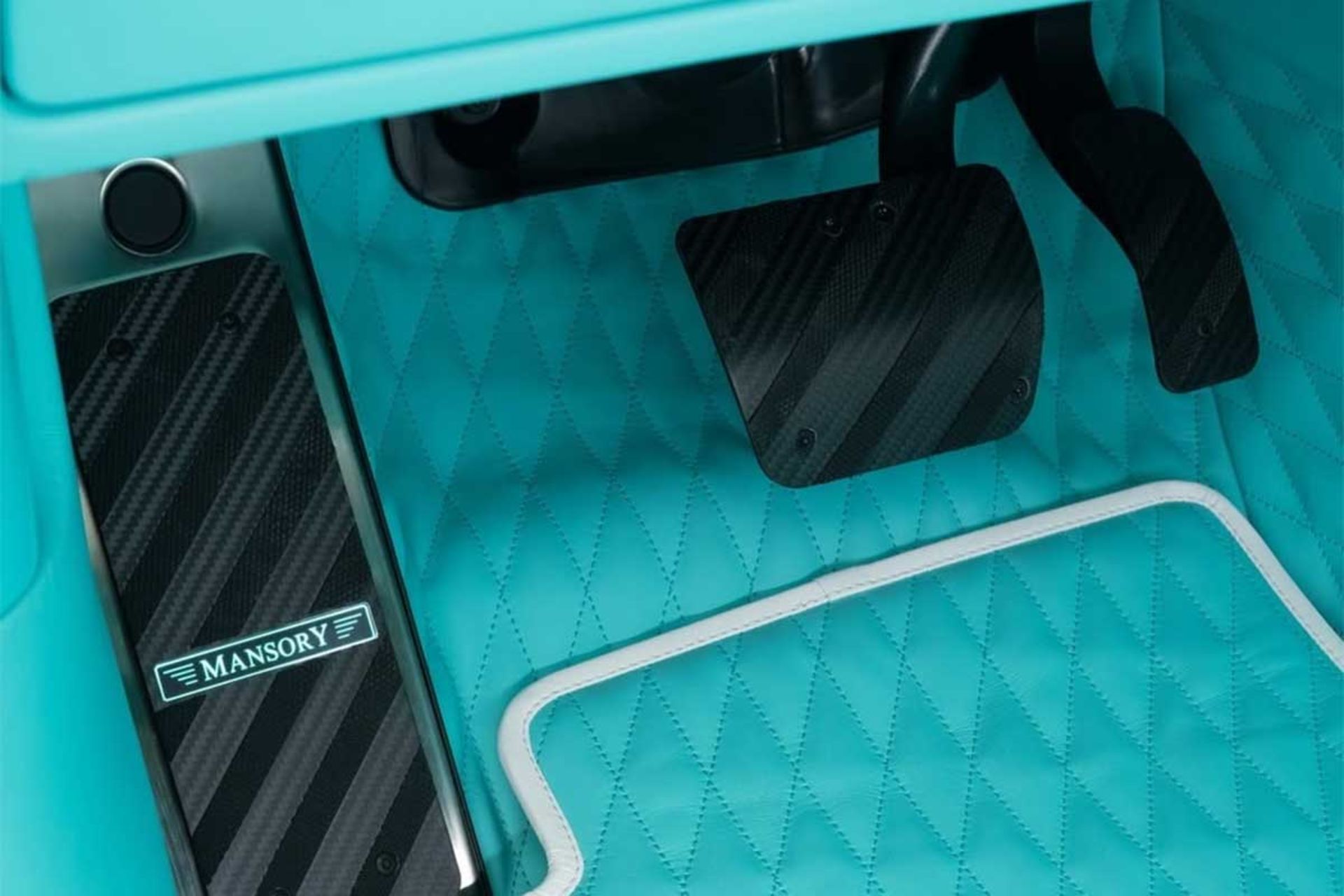 آئودی RS6 منصوری 