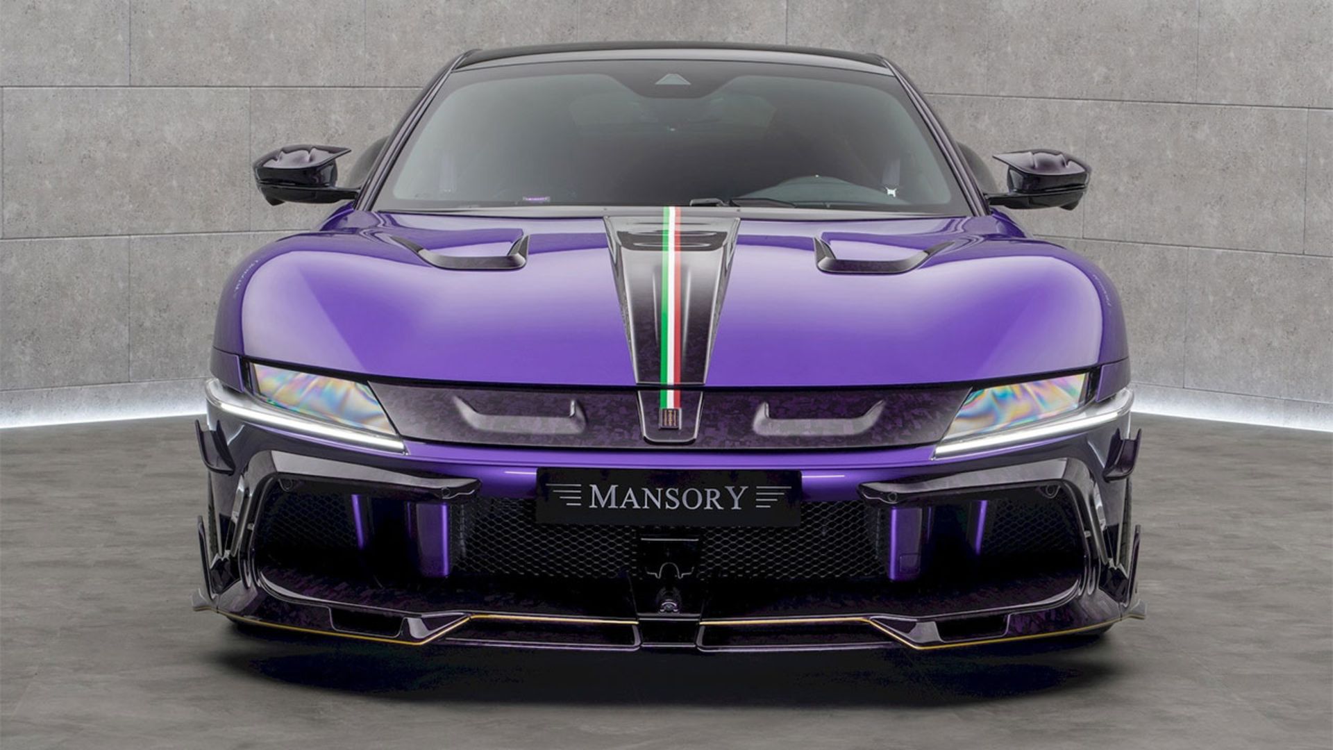 منصوری اکواستر فراری 12 چیلیندری