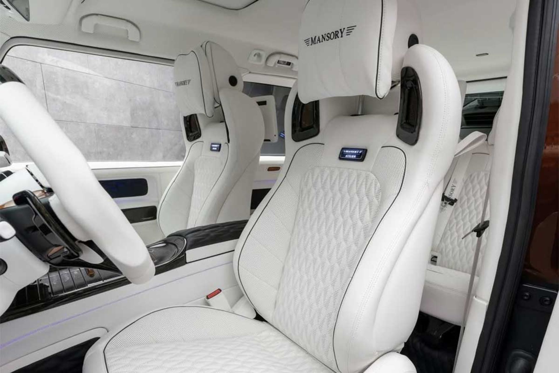 مرسدس G کلاس دودر منصوری