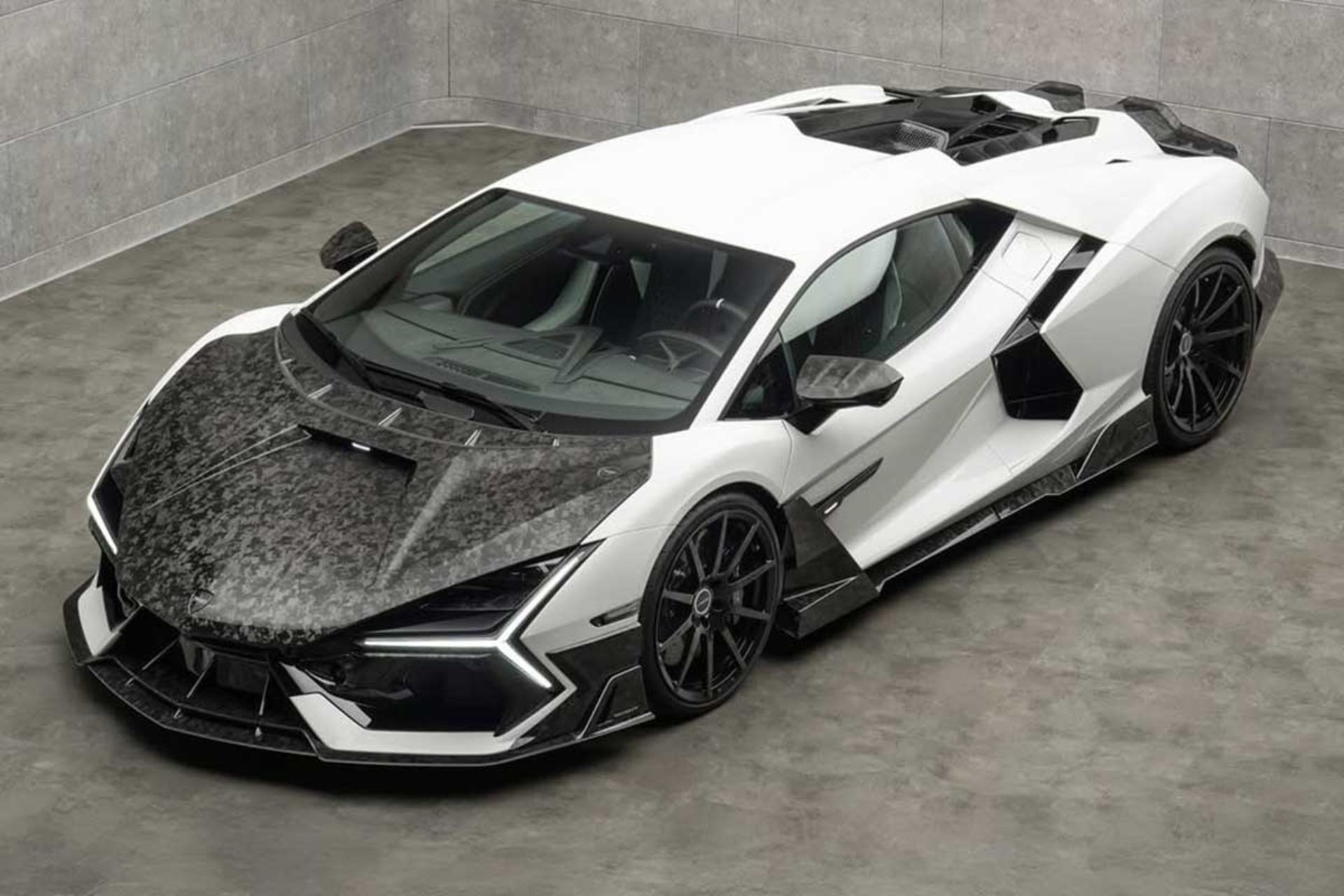 لامبورگینی روئلتو منصوری 