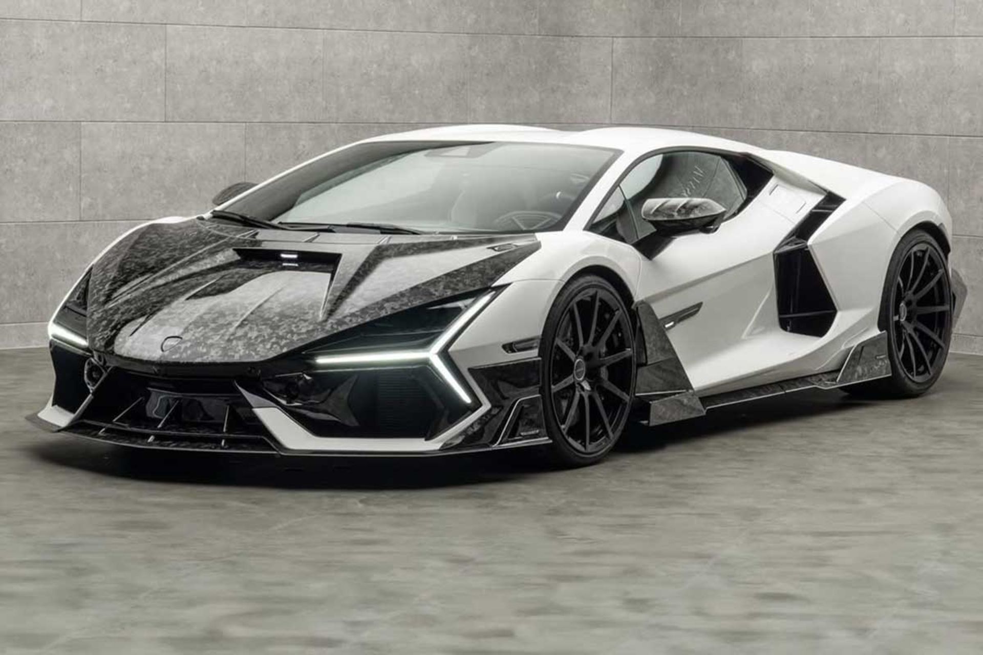 لامبورگینی روئلتو منصوری 