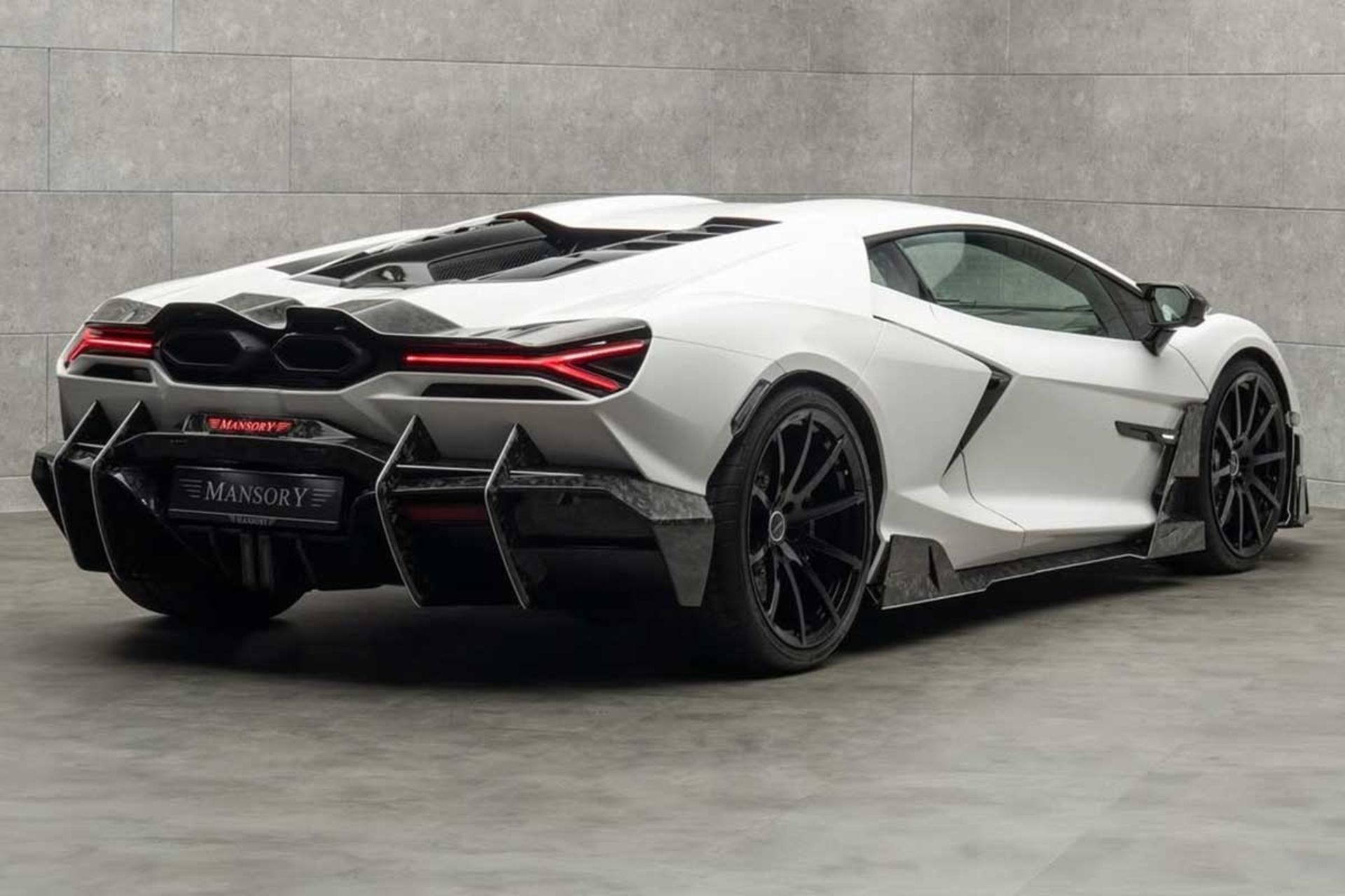 لامبورگینی روئلتو منصوری 