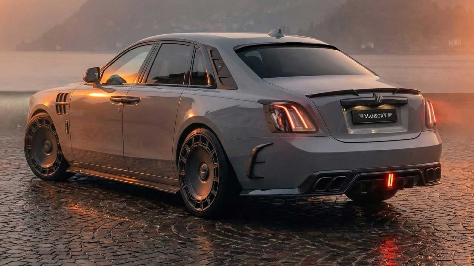 رولزرویس گوست منصوری