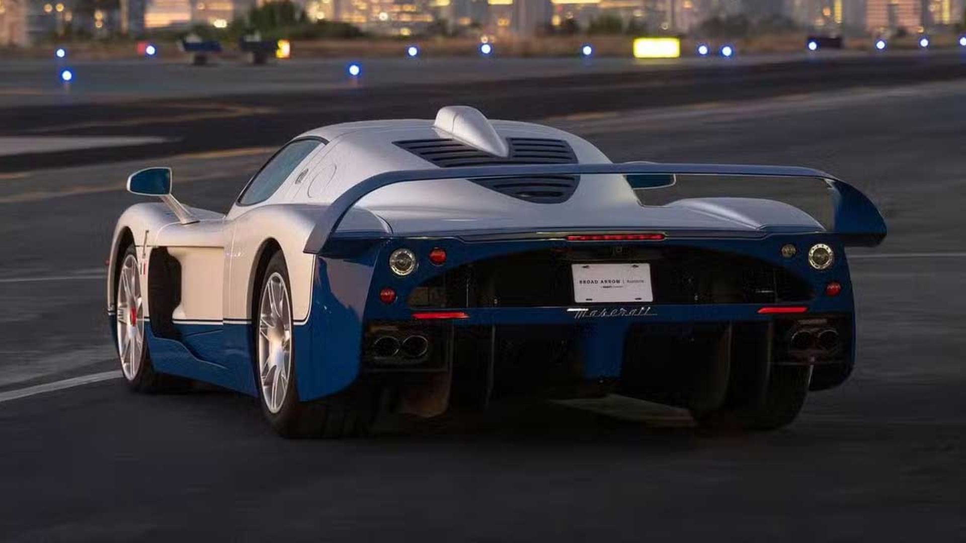 مازراتی MC12