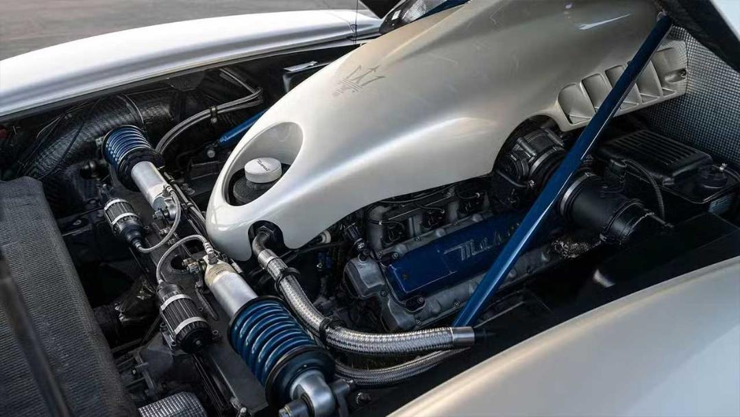 مازراتی MC12