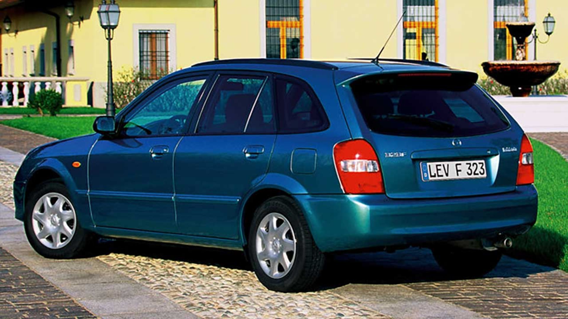 مزدا 323 استیشن