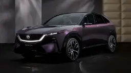 خودروی برقی مزدا CX-6e (Mazda CX-6e) با رنگ بنفش تیره در استودیو