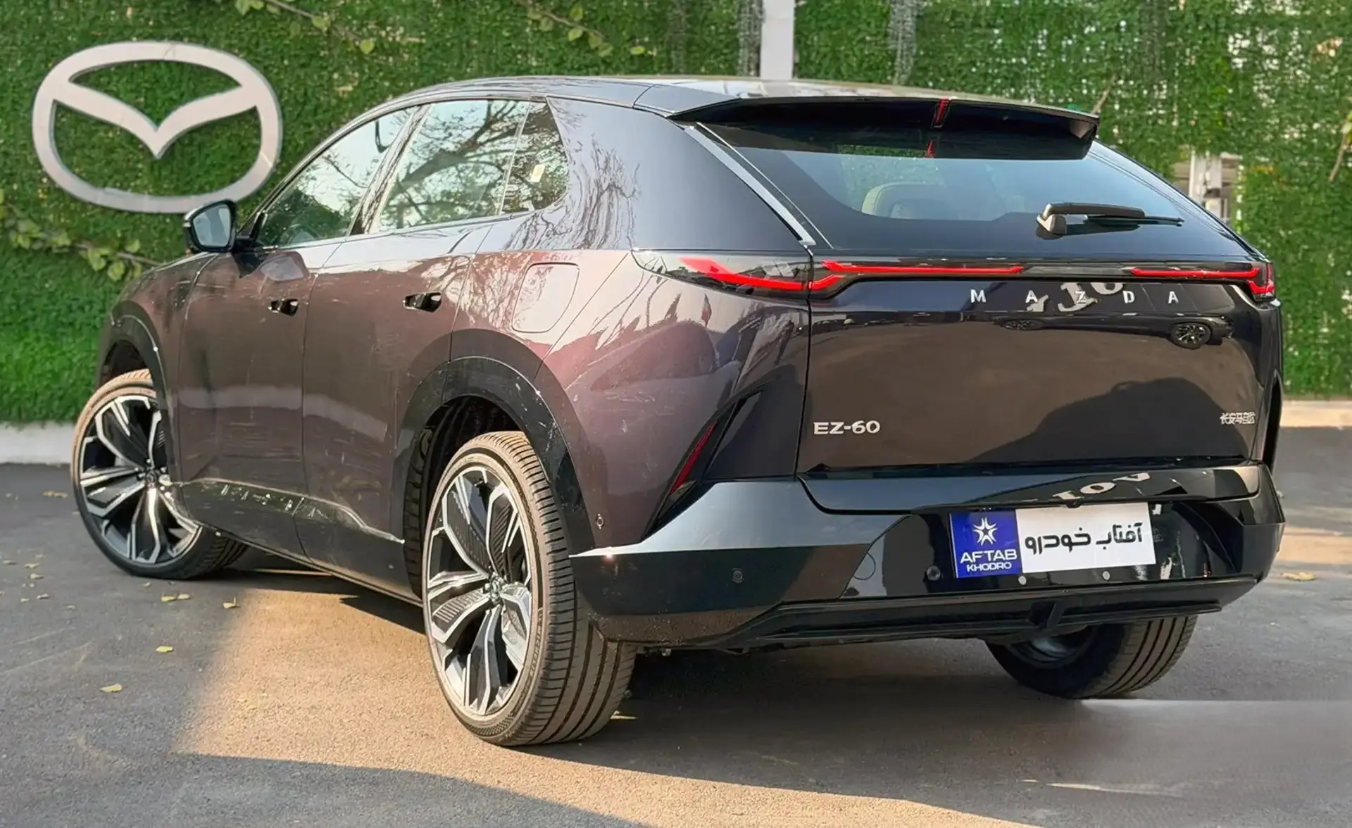 mazda ez-60   EZ60