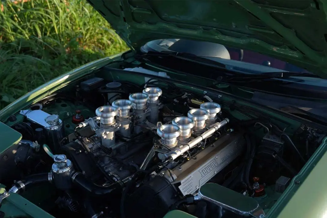 زیر کاپوت مزدا MX-5 با موتور V8 فراری