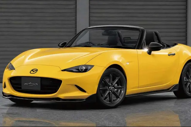 نسخه ویژه مزدا MX-5 زردرنگ نمای جلو