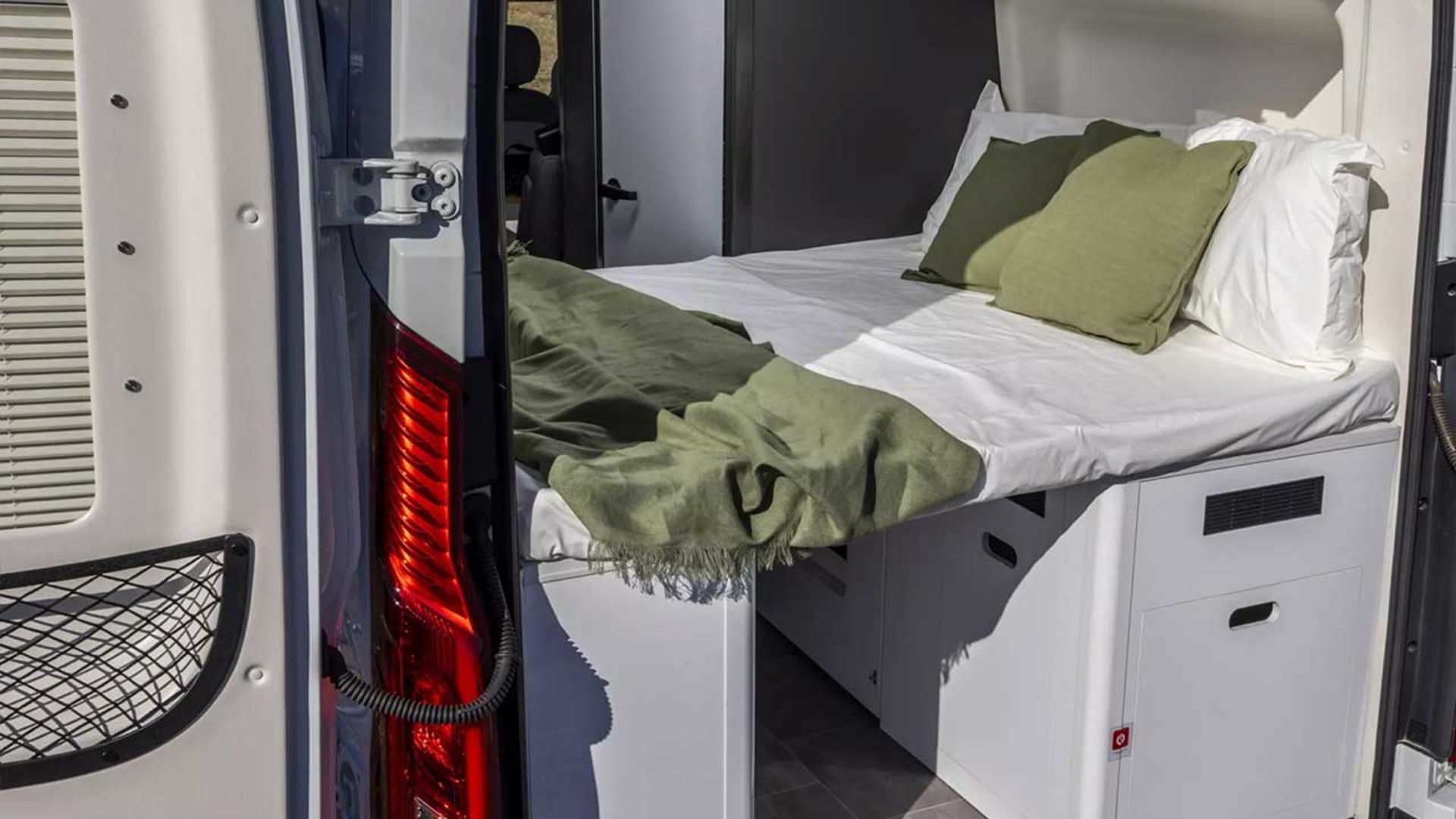 کمپر مکسوس دلیور 9