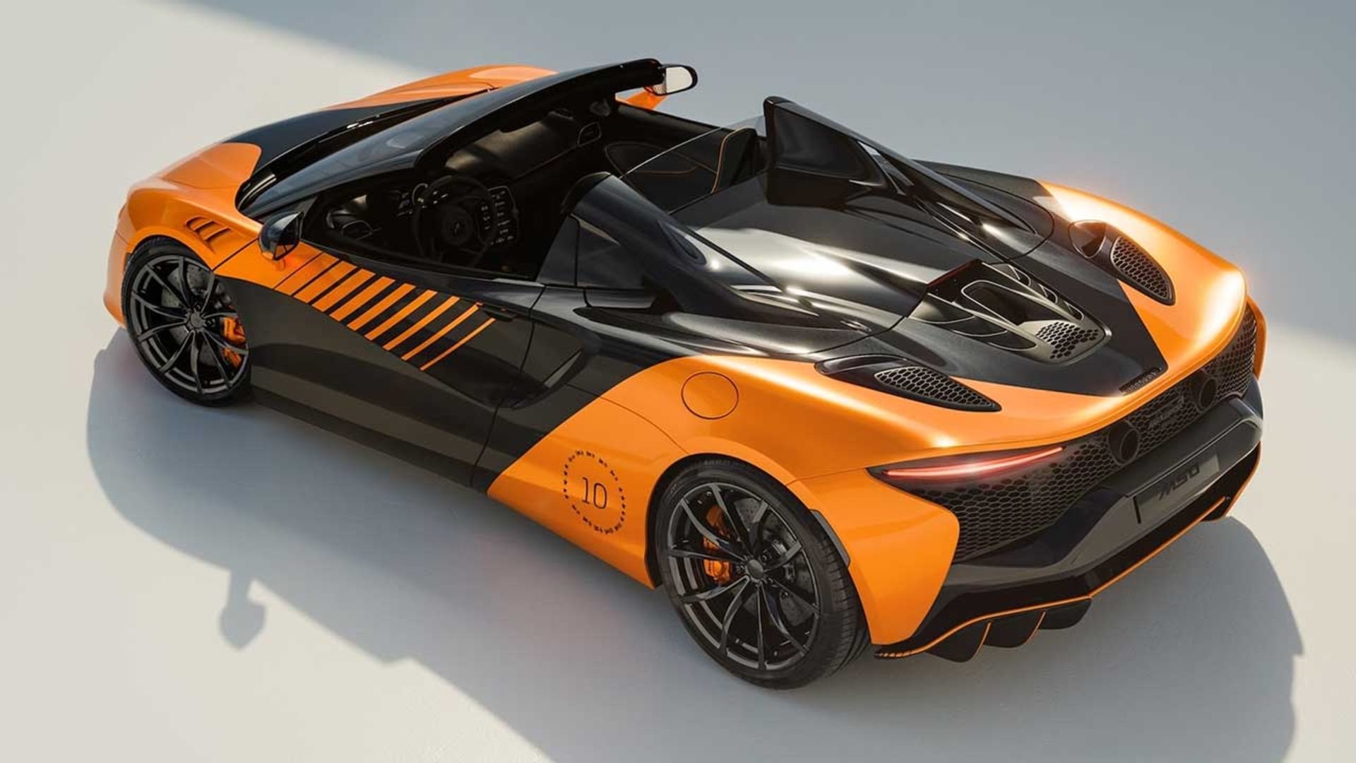 مک‌لارن آرتورا MCL39