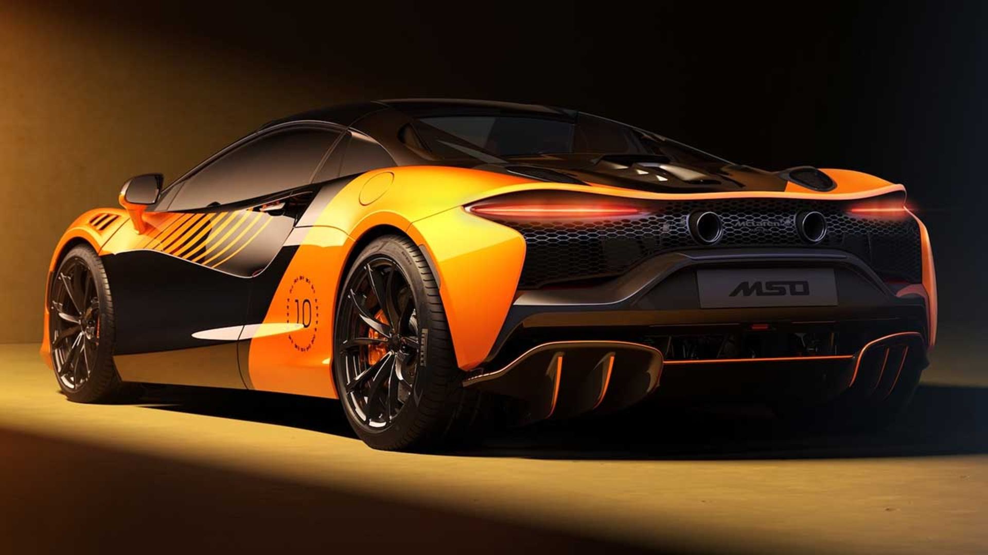 مک‌لارن آرتورا MCL39