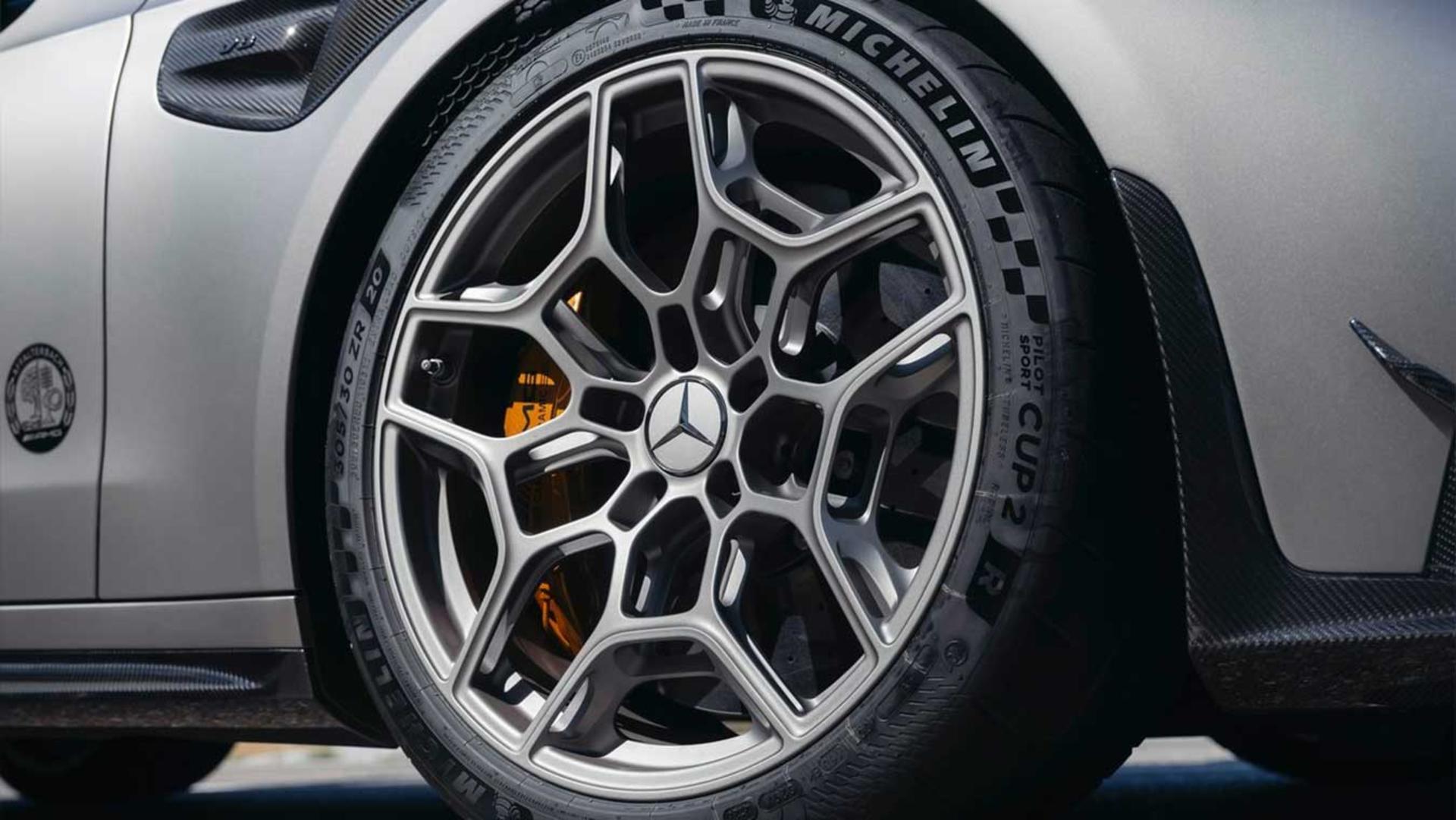 مرسدس AMG CLE646 رینگ و لاستیک