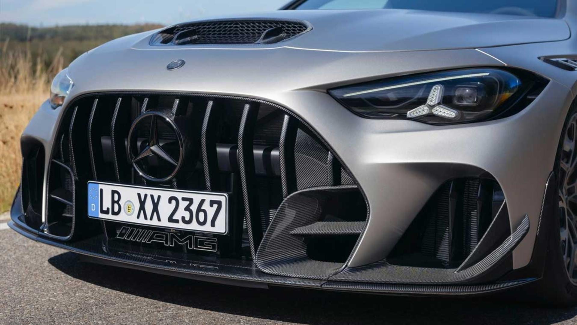 مرسدس AMG CLE646 جلوپنجره