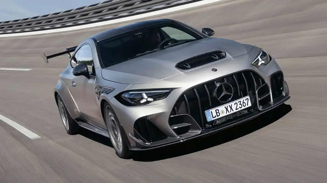 مرسدس AMG CLE646 نمای جلو