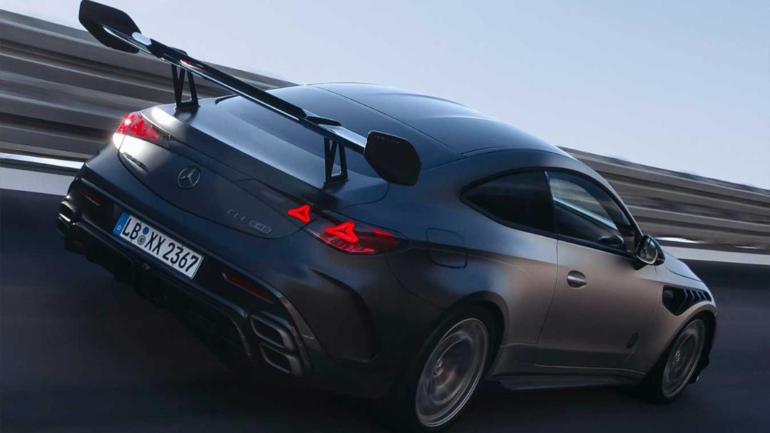 مرسدس AMG CLE646 نمای عقب