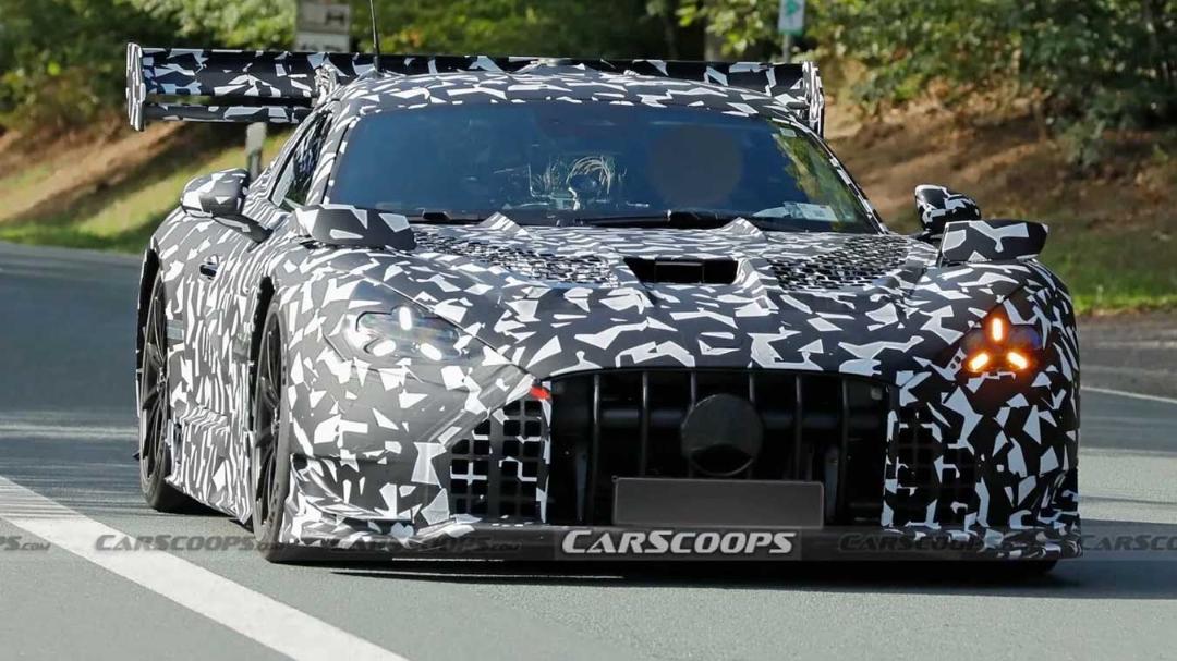 تصاویر جاسوسی نسل جدید مرسدس AMG GT بلک سریز