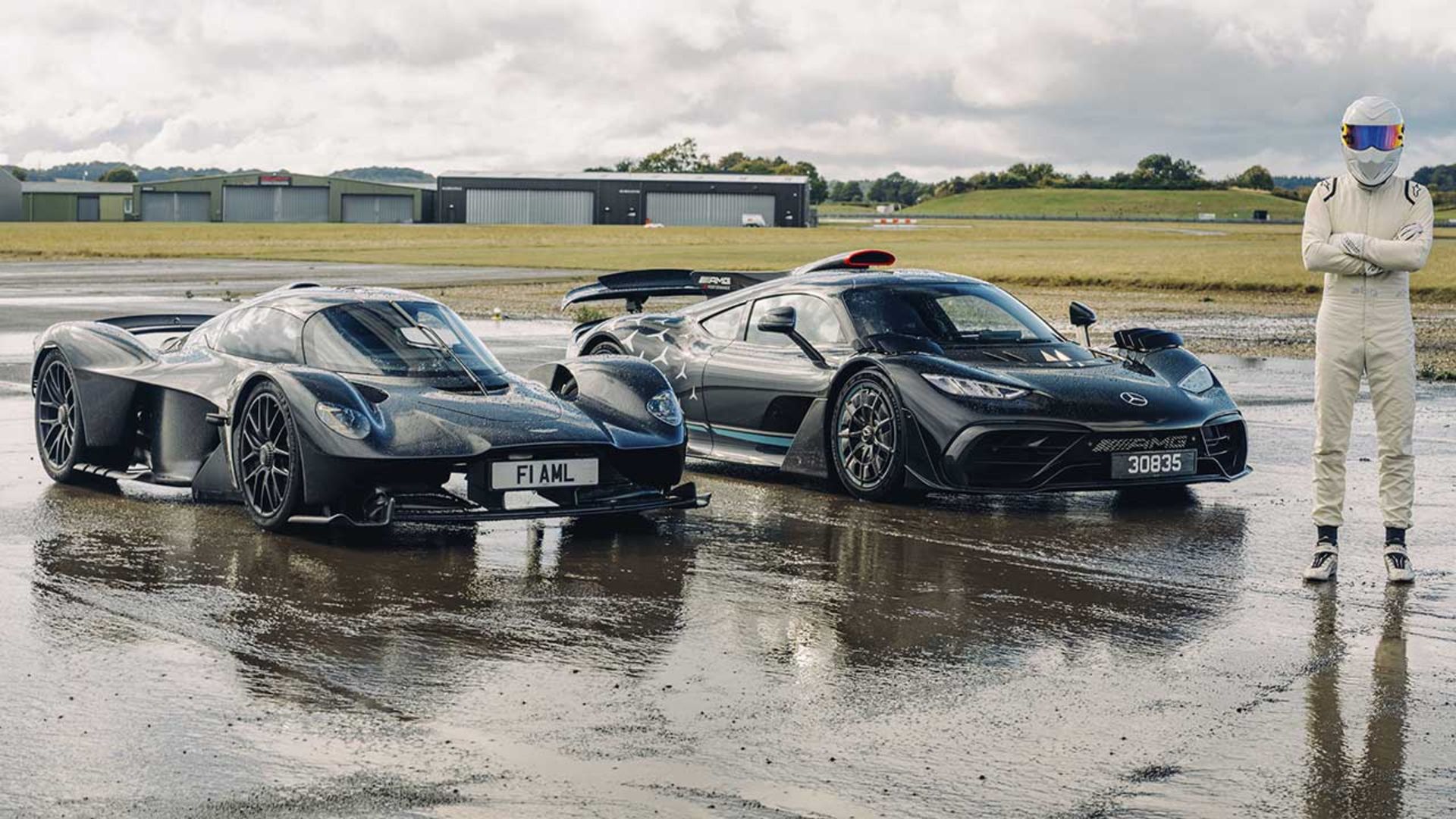 مرسدس AMG One در برابر آستون‌مارتین والکری