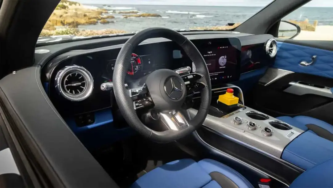شاسی‌بلند برقی پرچمدار مرسدس AMG نمای داخلی