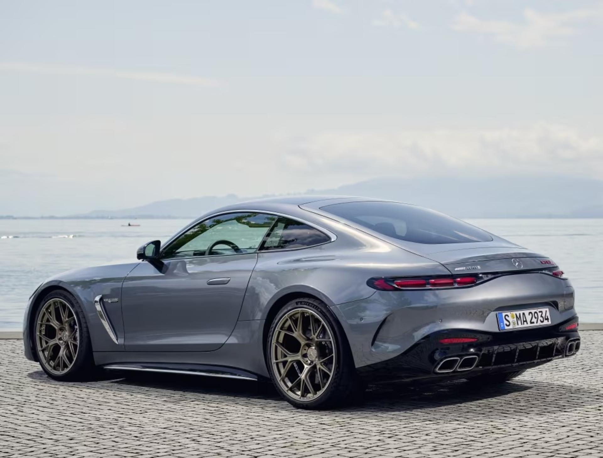   AMG GT63