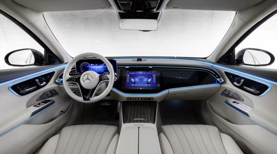 Mercedes-Benz E 200