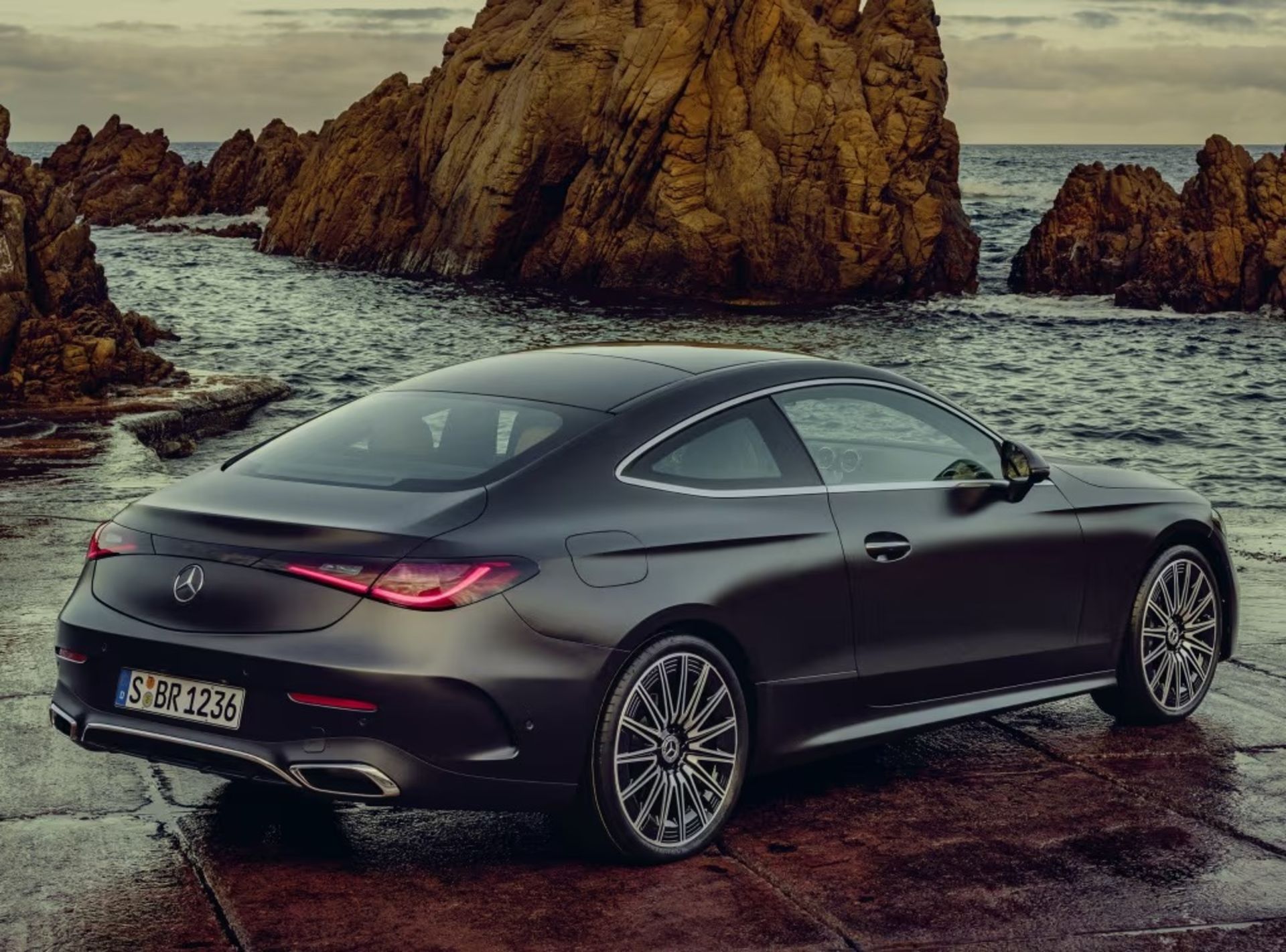 Mercedes-Benz CLE 200