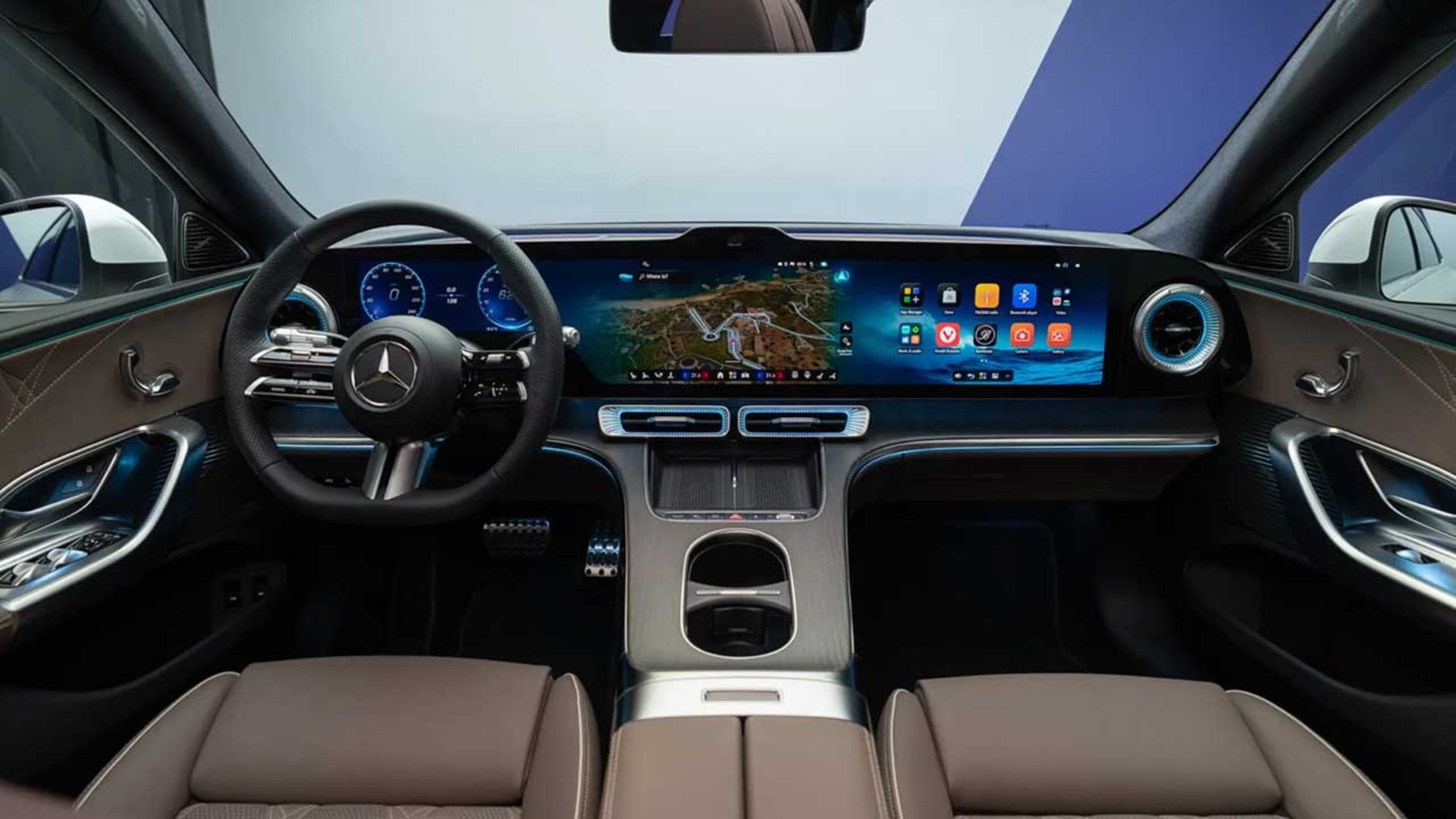 مرسدس بنز C کلاس برقی