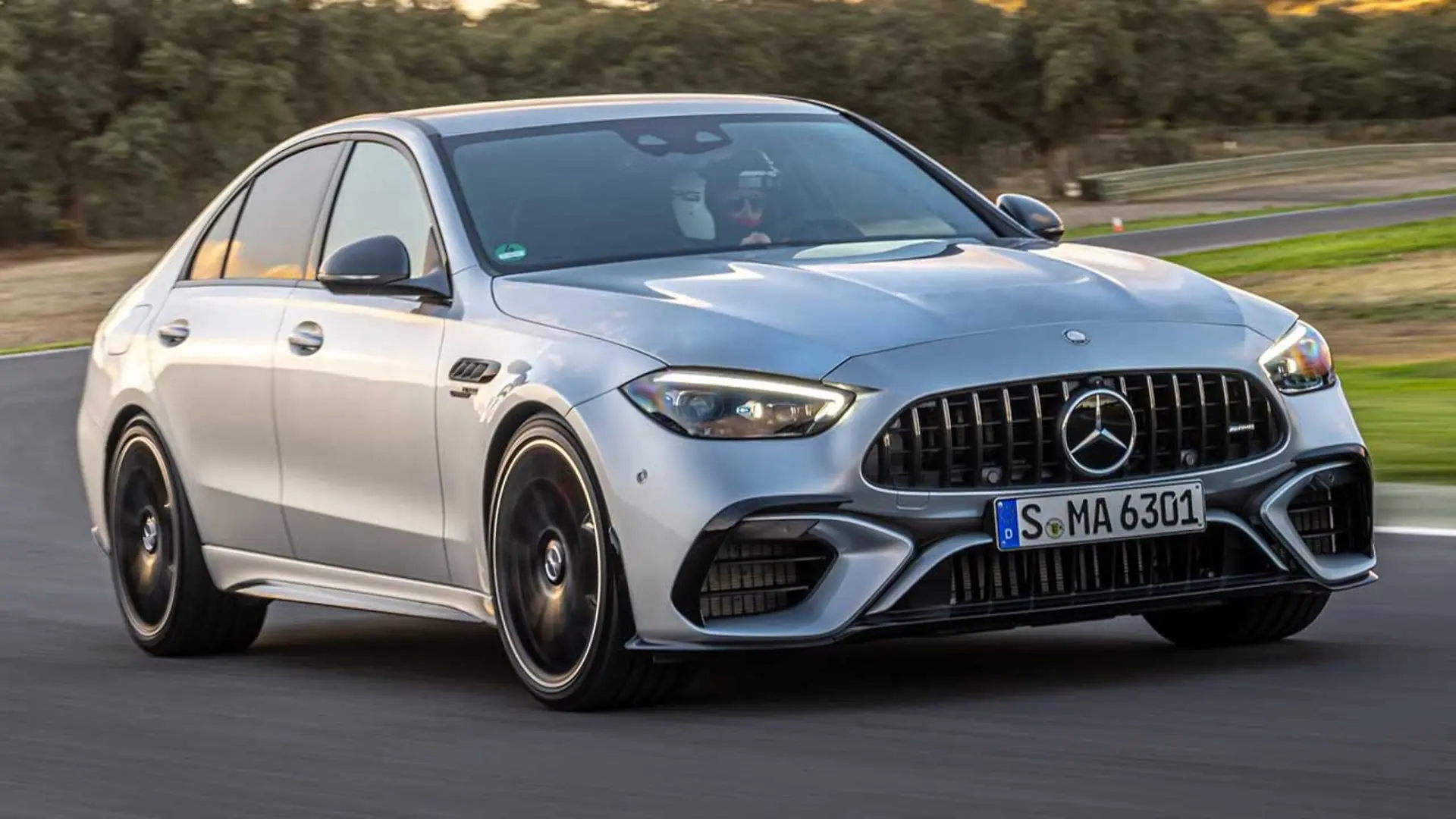 مرسدس C63
